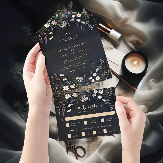 Mörk Moody Wildblommor Romantic Fairytale Bröllop (moody dark romantic wedding invitation wild flowers wreath black all one seal send modern classic)