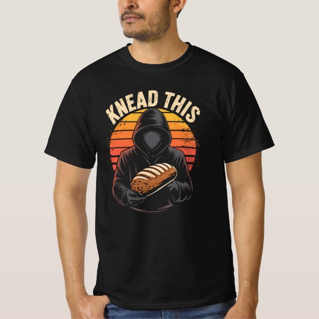 Mörk och Funny Bread Pun med Hooded Figur T Shirt (Framsida)