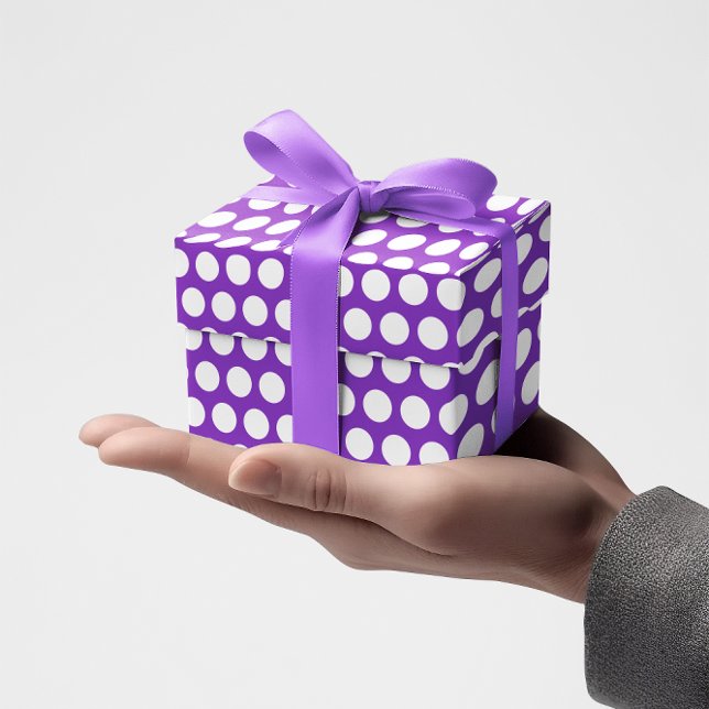 Mörk Orchidé och Vita Prickar Presentpapper (Purple and White Polka Dots Wrapping Paper)