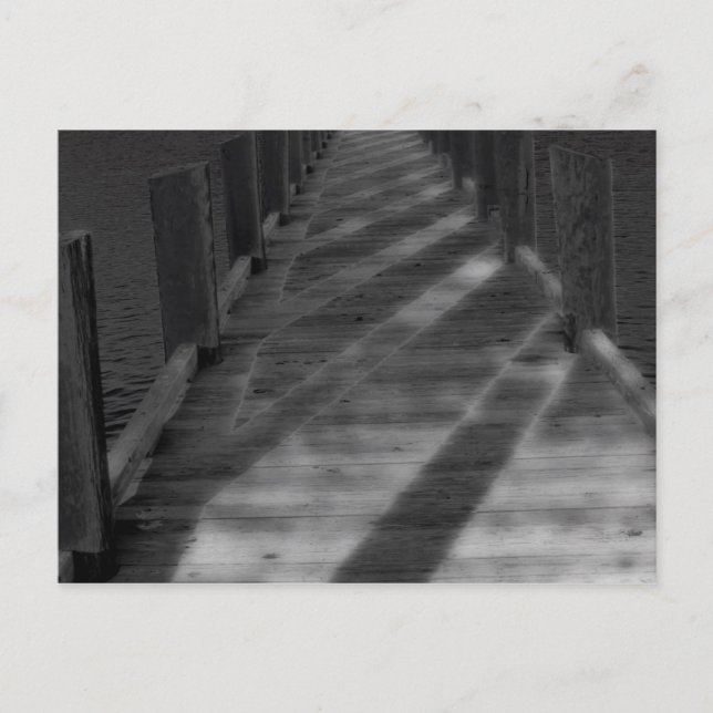 Mörk Pier Postcrad Vykort (Framsida)