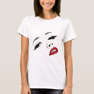 Mörk Red Läppar Womans Ansikte Makeup Art T Shirt
