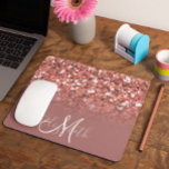 Mörk Ro Glitter Bling Personlig Guld Musmatta<br><div class="desc">Den här konstruktionen innehåller inte glitter eller egentliga sekvenser. Det kan vara personlig i det område som tillhandahålls genom att ändra fotot och/eller text. Du kan också anpassa den genom att klicka på Anpassa den här mallen och sedan välja klicka för att anpassa ytterligare alternativ och ta bort eller ändra...</div>
