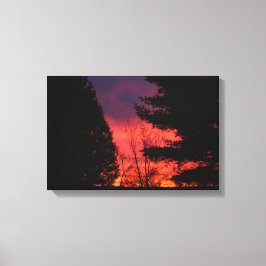 Mörk röd soluppgång över Hubbell, Michigan Canvastryck