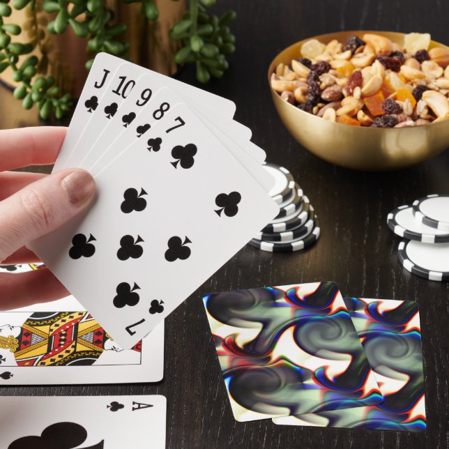 Mörk rök eller spirollösning med färgad t casinokort (På plats)