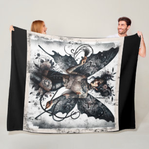 Mörk skönhet gotiska asiatiska sagotatueringar och fleecefilt