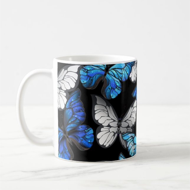 Mörk Sömlöst Mönster med Blue Butterflies Morpho Kaffemugg (Vänster)