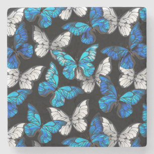 Mörk Sömlöst Mönster med Blue Butterflies Morpho Stenunderlägg