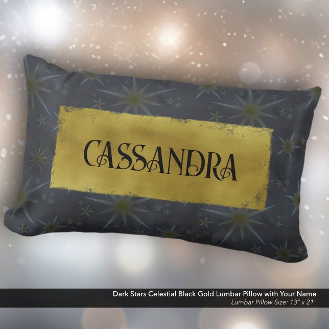 Mörk Stars Celestial Black Guld Namn Lumbarkudde (Dark Stars Celestial Black and Gold Lumbar Pillow Personalized with Your Name.)