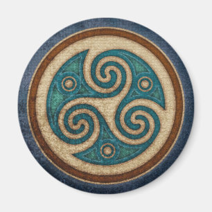 Mörk Triskele magnet