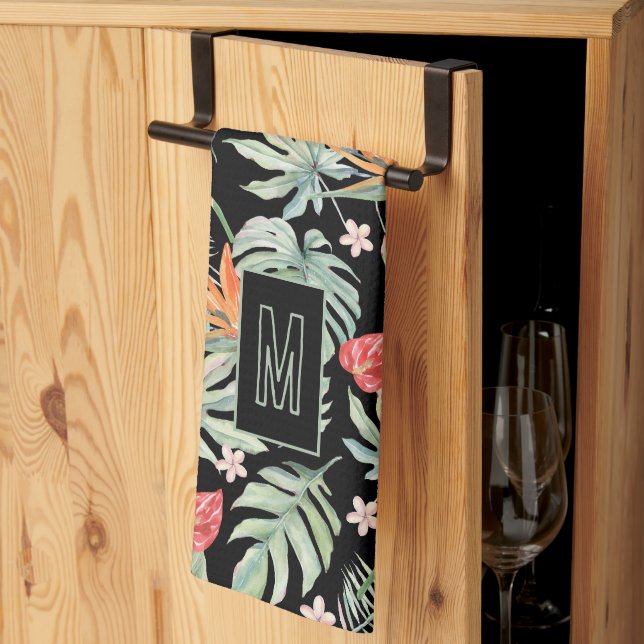 Mörk Tropikar Flower Foliage Fantasy med Monogram Kökshandduk (Thirds Fold)