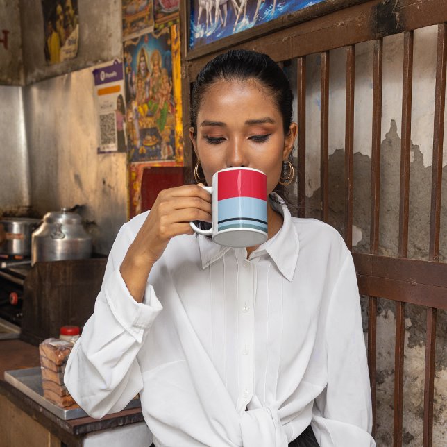 Mörk uniform rand kaffemugg (Skapare uppladdad)