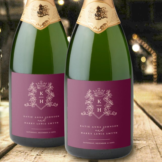 Mörk vin röd foto krona monogram bröllop (Skapare uppladdad)