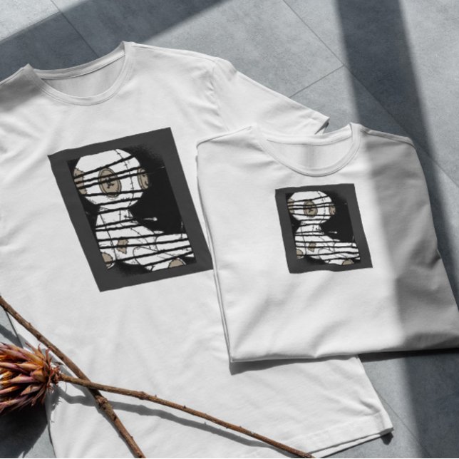 Mörk Voodoo Doll T Shirt (Skapare uppladdad)