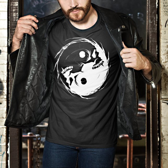 Mörk Yin Yang Vampire Skull Religiösa Symbol T Shirt (Skapare uppladdad)