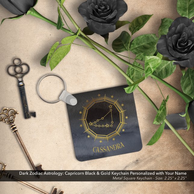 Mörk Zodiac Astrologi: Capricorn Black Guld Namn Nyckelring (Dark Zodiac Astrology: Capricorn Black & Gold Keychain Personalized with Your Name)