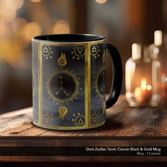 Mörk Zodiac Tarot: Cancer Black & Guld Mugg (Dark Zodiac, Tarot, and Alchemy Mug: Cancer in Black & Gold)