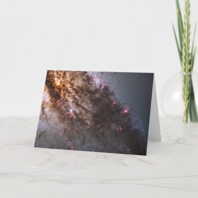 Mörka jordar av dammsprickor Centaurus a Galaxy. Kort (Framsida)