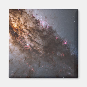 Mörka jordar av dammsprickor Centaurus a Galaxy. Magnet