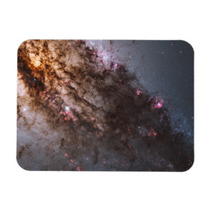 Mörka jordar av dammsprickor Centaurus a Galaxy. Magnet