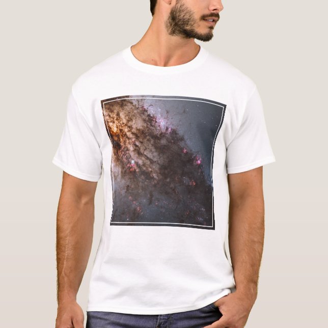 Mörka jordar av dammsprickor Centaurus a Galaxy. T Shirt (Framsida)