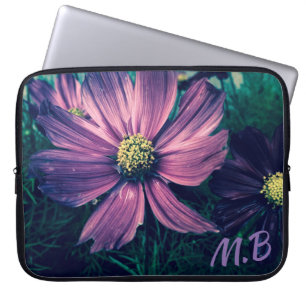 Mörka lila blommor Foto Konst Monogram Laptop Fodral