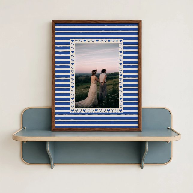 Mörkblå hjärtrygg poster - Anpassad present (Dark Blue Heart Border Poster - close-up view (frame/decor not included)
)