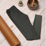 Mörken Forest Grått Ombre Leggings i  Autumn Trend<br><div class="desc">Snyggt Mörk Forest Grått subtle ombre leggings från hösten och vintern 2023/24 trend färg samling erbjuder tidlös charm. De här grått-benen i Ombre-mörken har en övertoning som tonar från mörk överst till ljusare/ljusare färg vid ben. Dessa Mörk Forest Grått-/Grönt-bilder är ett underbart sätt att lägga till klasslig elegans i din...</div>