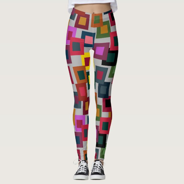 Mörkens fyrkanter på ljus leggings (Framsida)