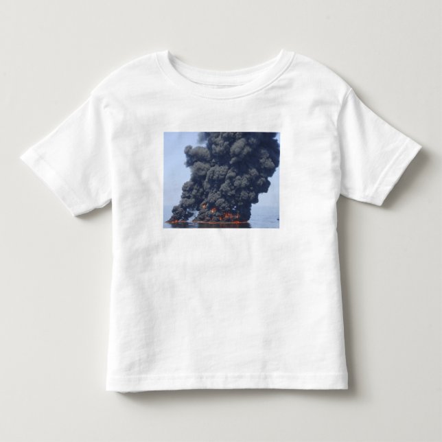 Mörkens moln av rök och brand uppstår 2 tröja (Framsida)
