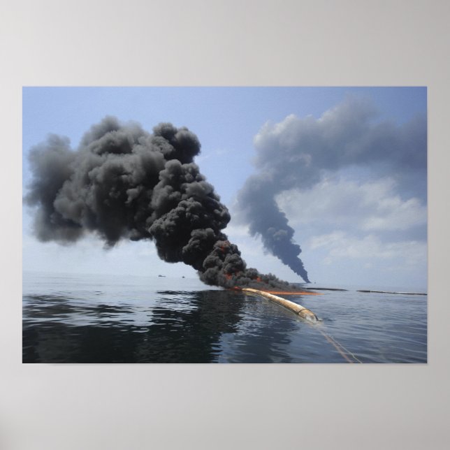 Mörkens moln av rök och brand uppstår poster (Framsidan)