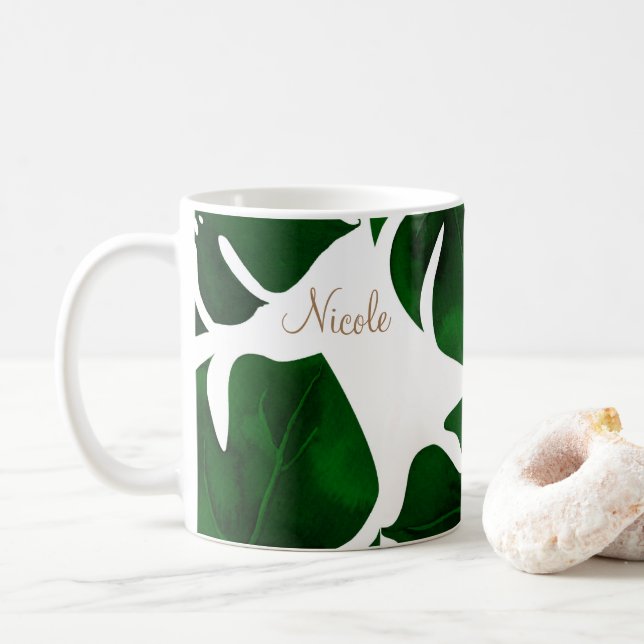 Mörkgröna tropiska palmlöv sommar ö chic kaffemugg (Med munk)