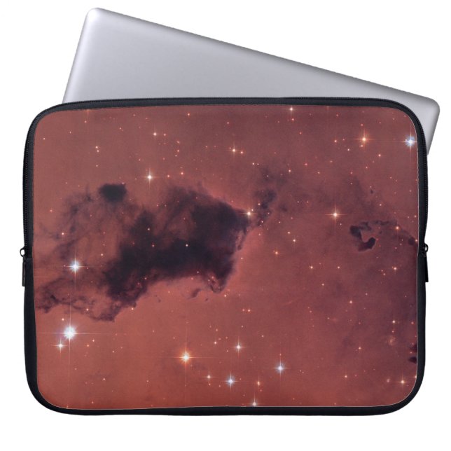 Mörkron skuggar dammar av moln laptop sleeve (Framsidan)