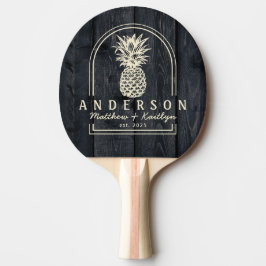 Mörkt Bränt Trä Ananas Bröllopsbåge & Namn Pingisracket