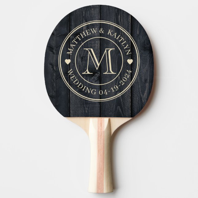 Mörkt Bränt Trä Bröllopsmonogram Hjärtan Pingisracket (Framsidan)