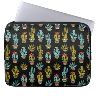 Mörkt Grungekaktusmönster Laptop Sleeve