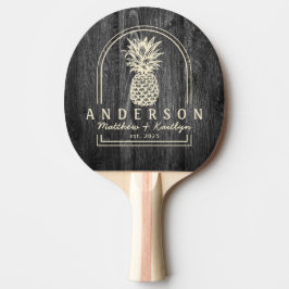Mörkt Väderbiten Trä Ananas Bröllopsbåge & Namn Pingisracket