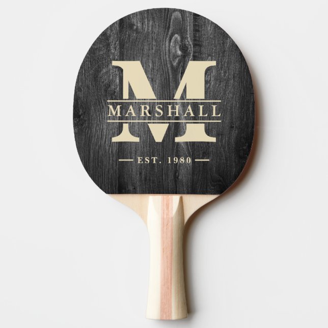 Mörkt Väderbitet Trä Monogram & Namn Overlay Pingisracket (Baksidan)