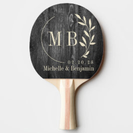 Mörkt Väderbitet Träblad Bröllopsmonogram Pingisracket