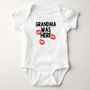 Mormodern var här kyssbabybodysuiten tee