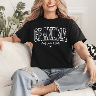 Mormor Anpassad universitet Mormor Bebis Avslö T Shirt