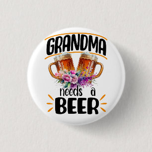 Mormor behöver en öl, en fin farmor dricker knapp