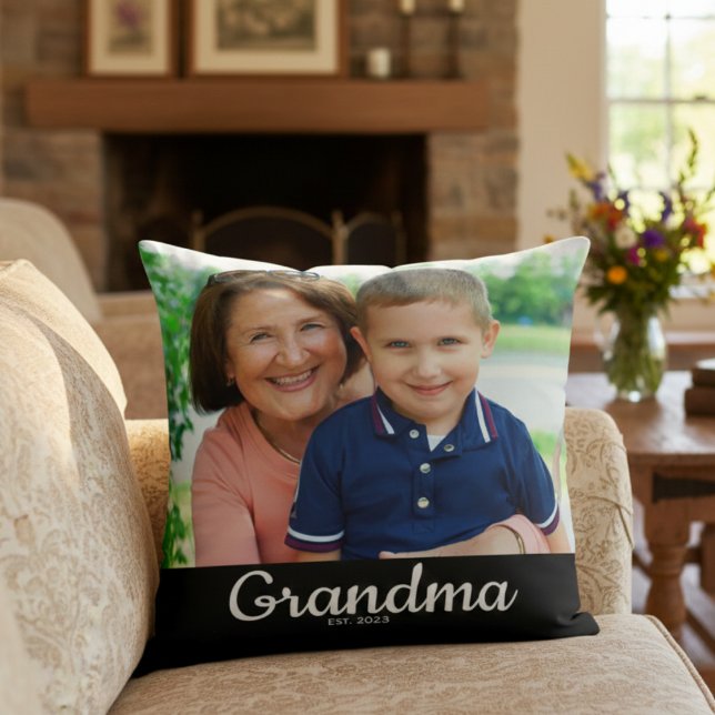 Mormor Established Modern Script Foto  Kudde (Skapare uppladdad)