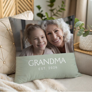 Mormor Established Typography Sagegrön Foto Kudde