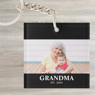 Mormor etablerade modern fet foto