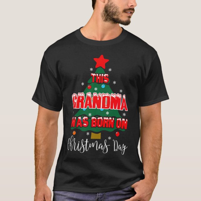 Mormor föddes på jul mors dag t shirt (Framsida)