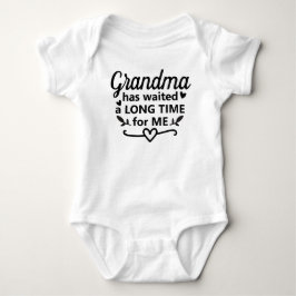 Mormor har väntat länge på mig t shirt