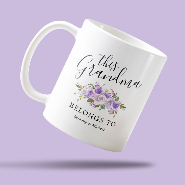 Mormor lila blommig kaffemugg (Skapare uppladdad)