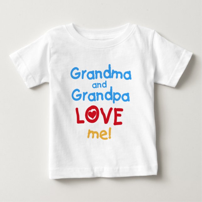 Mormor och Morfar älskar mig T-shirt (Framsida)
