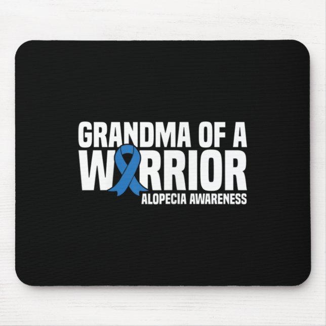 Mormor på en Warrior Blue Ribbon Alopecia Awarenes Musmatta (Framsidan)