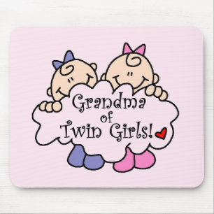 Mormor på Twin Girls Tshirts och Gifts Musmatta